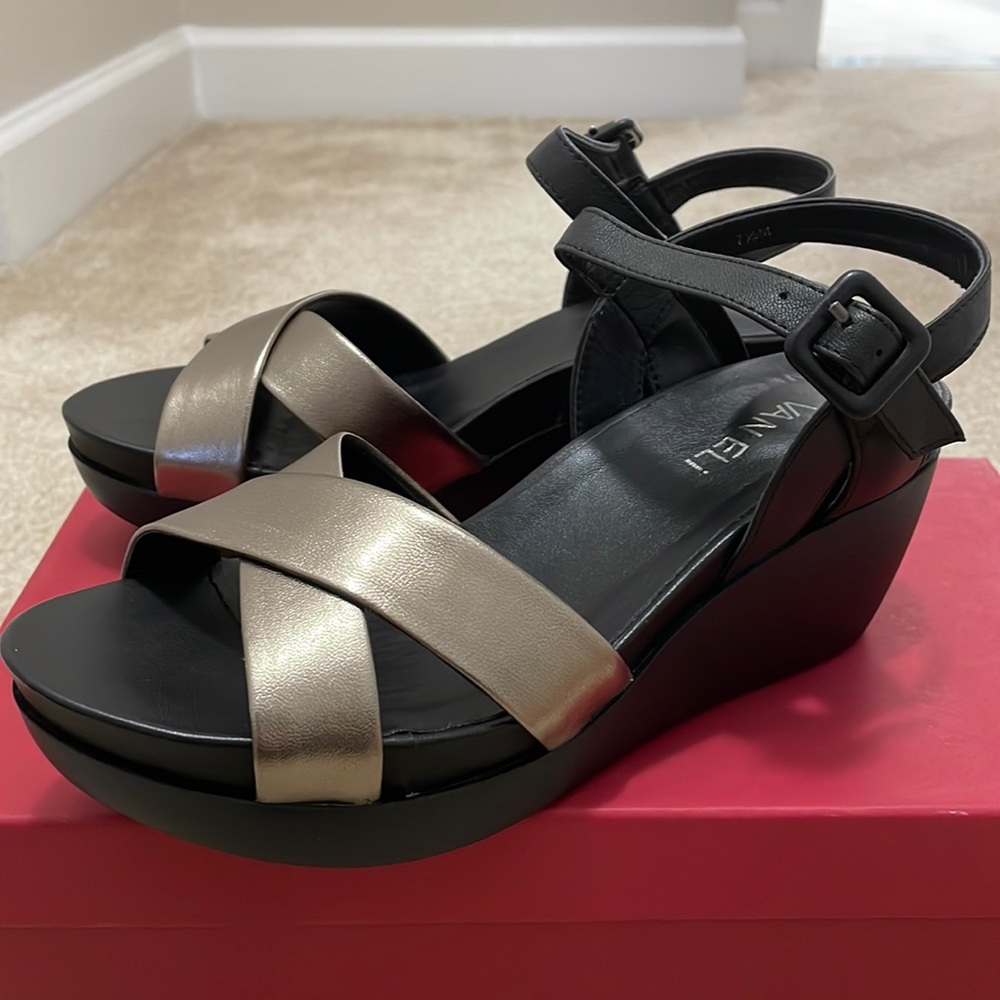 VANELi Wedged Sandals Women’s Size 7.5